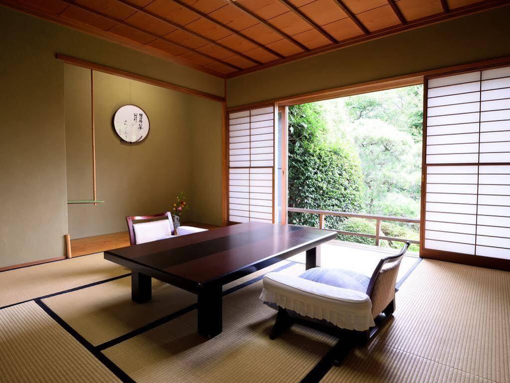 Atamisekitei Annex Sakuragaokasaryo Hotell Atami  Exteriör bild